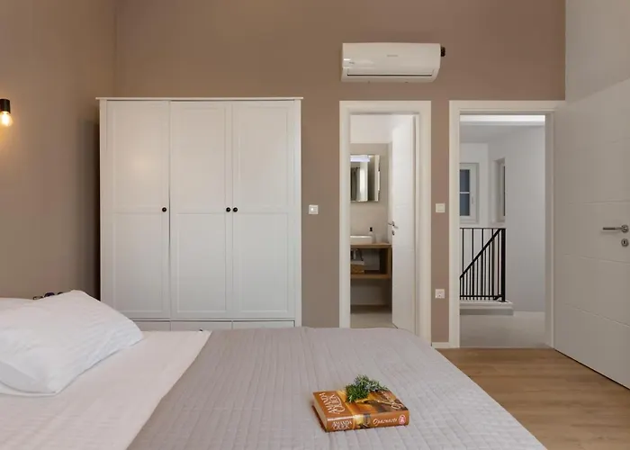 Mediterra Prima Villa *