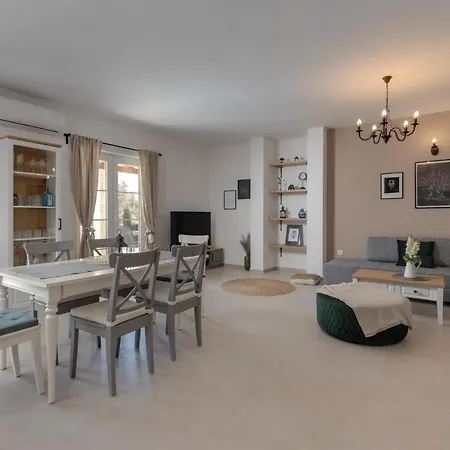 Mediterra Prima * Nin